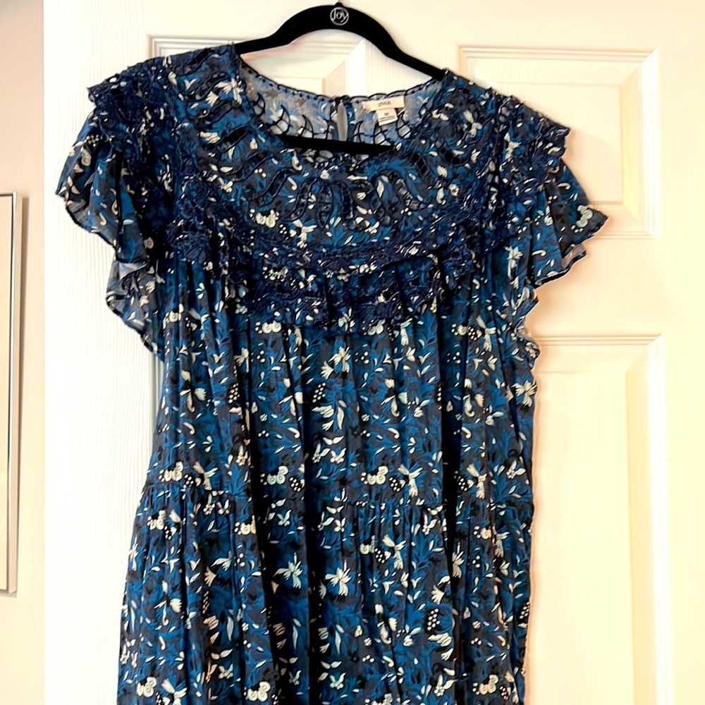 Anthropologie Othilia navy midi dress 2 tier. Lovely cutout design at neck